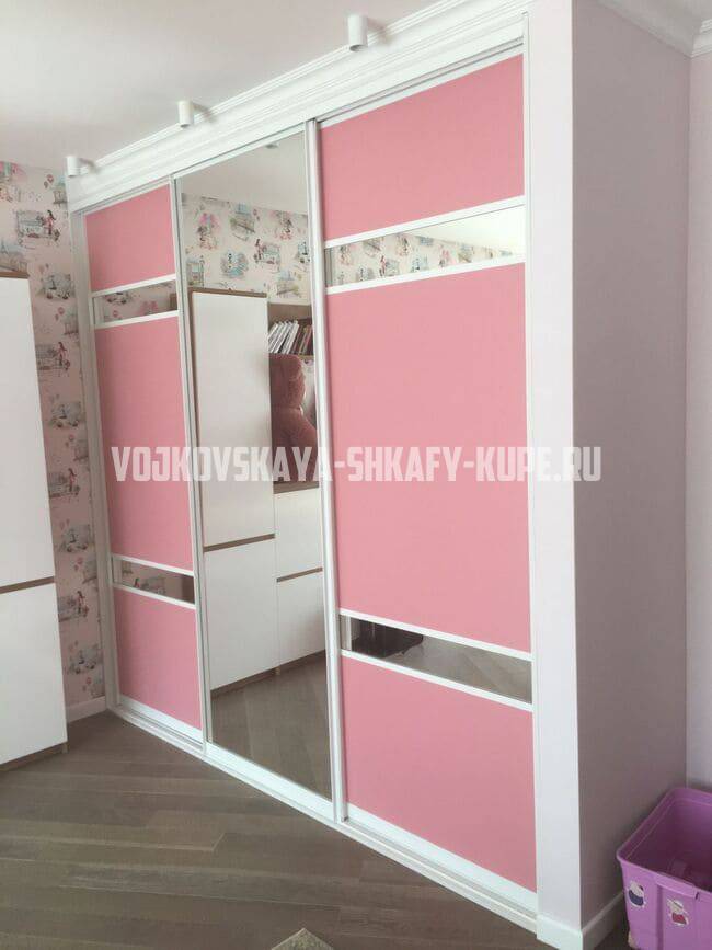 Шкафы в спальню Войковская